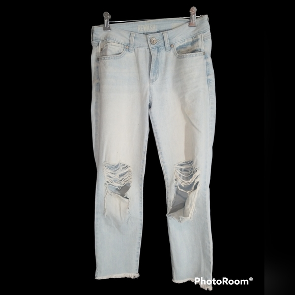 Rewash Denim - Rewash Ripped ligh blue Jean's. Size 5